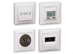 Soket telepon, PC, dan TV 